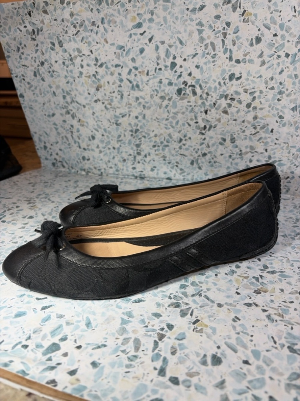 Coach Jana Black Leather Ballet Flats Signature Logo Size 8.5M - Picture 5 of 6
